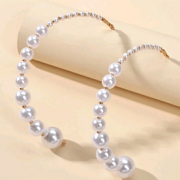 Faux Pearl Hoop Earrings - Picture 2 of 2